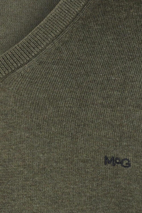 McGregor v-neck sweater